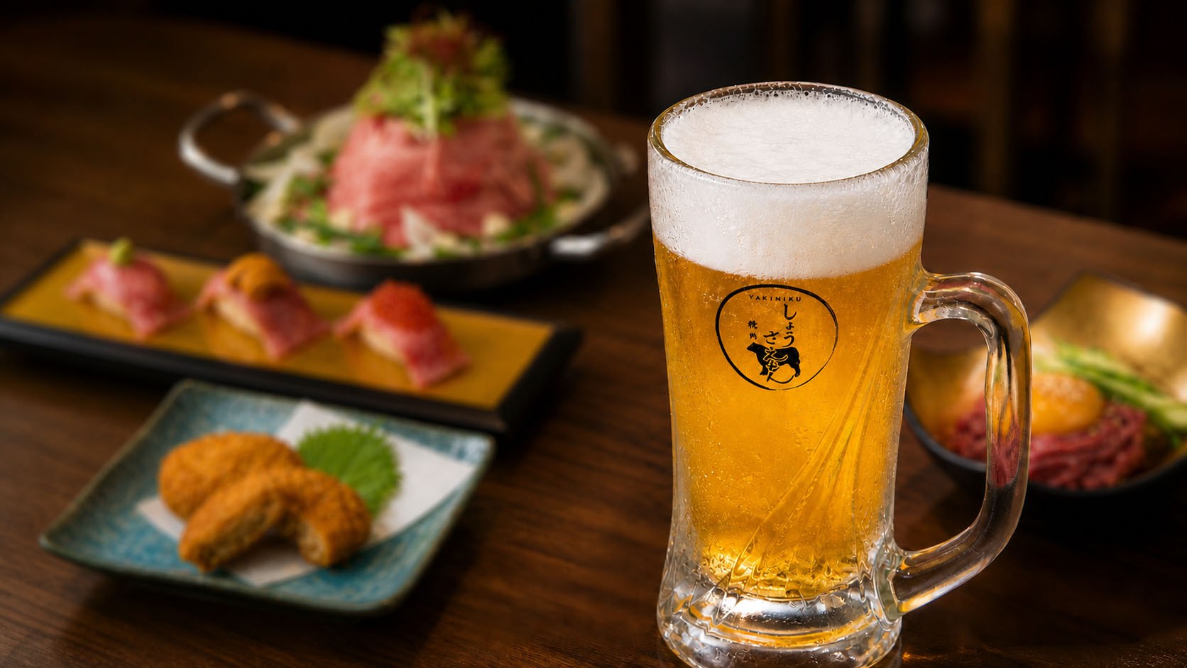 川越しょうざえもん 和牛肉寿司と生ビール